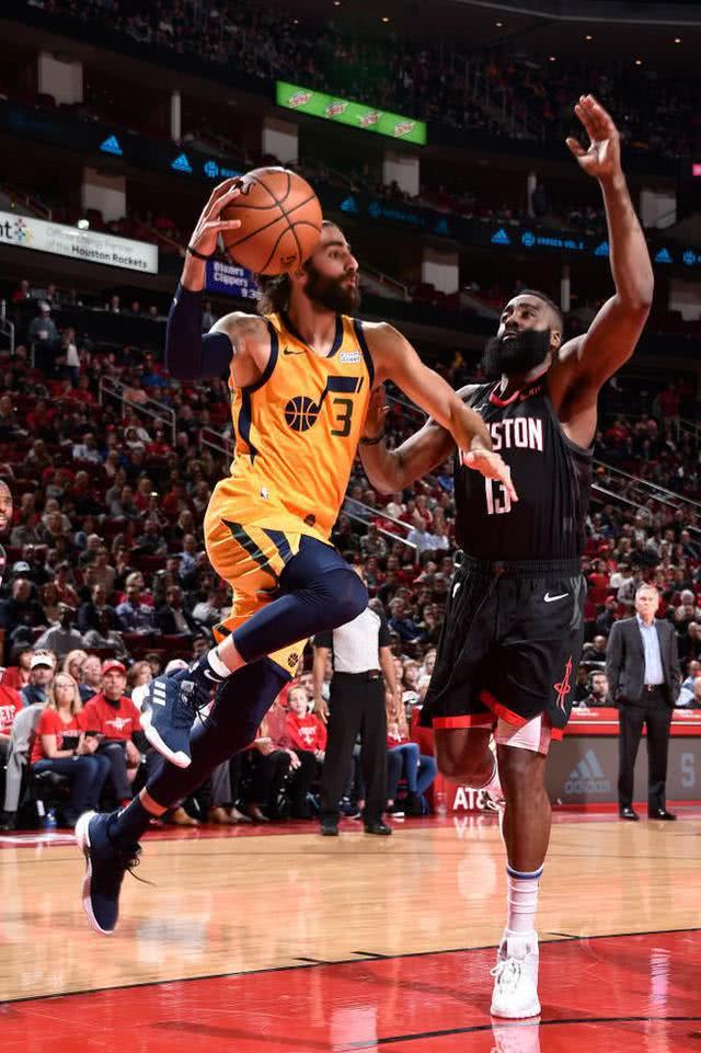 爱游戏官网-刚刚！国际比赛日广东宏远备战欧超杯塞维利亚围绕全明星赛再遭质疑，哈登关键时刻险胜的简单介绍